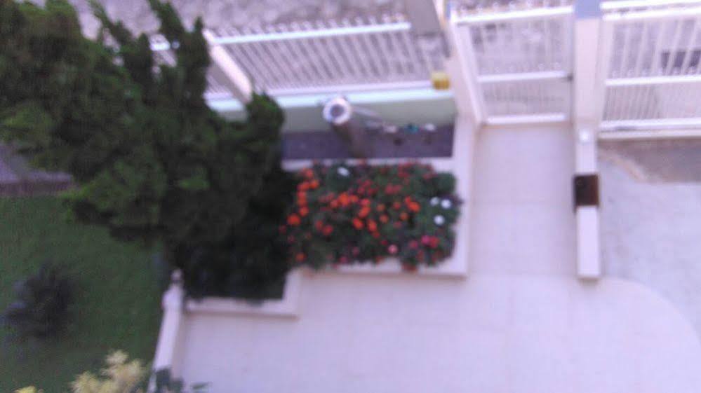 Brava Aparthotel 3*